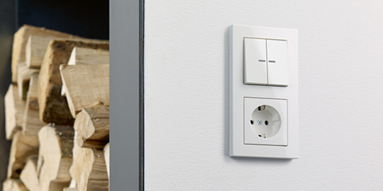 JUNG KNX Taster F 10 bei Elektro Kotz in Maihingen